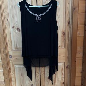 Black Sleeveless Rhinestone Bow High-Low Top